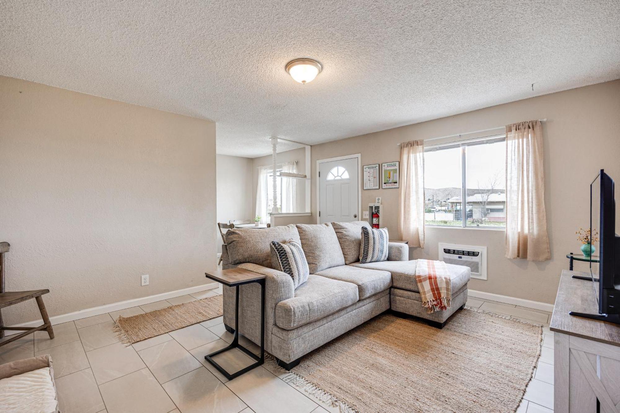 Convenient Joshua Tree Apartment - Walk To Town! Buitenkant foto