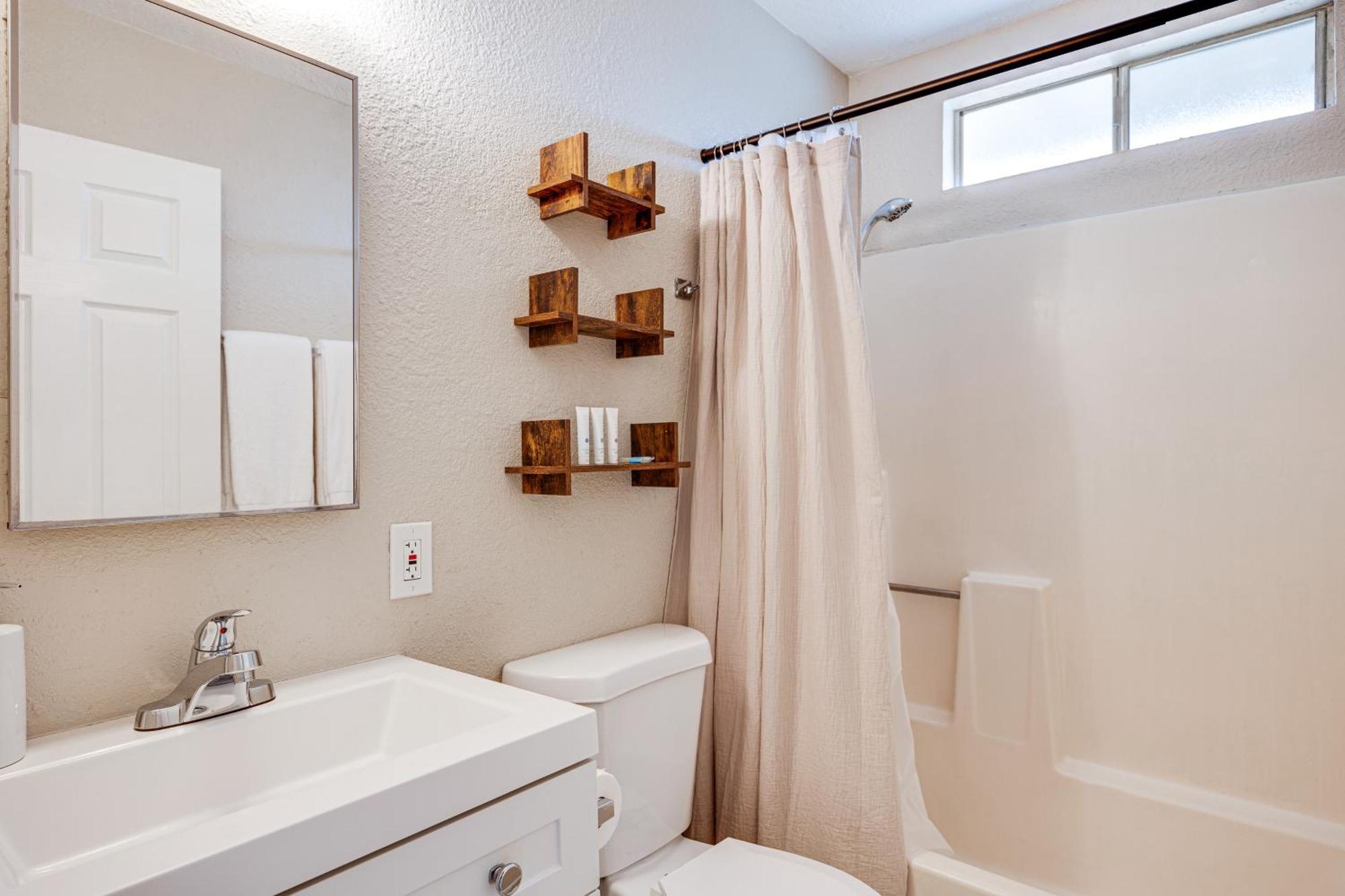 Convenient Joshua Tree Apartment - Walk To Town! Buitenkant foto