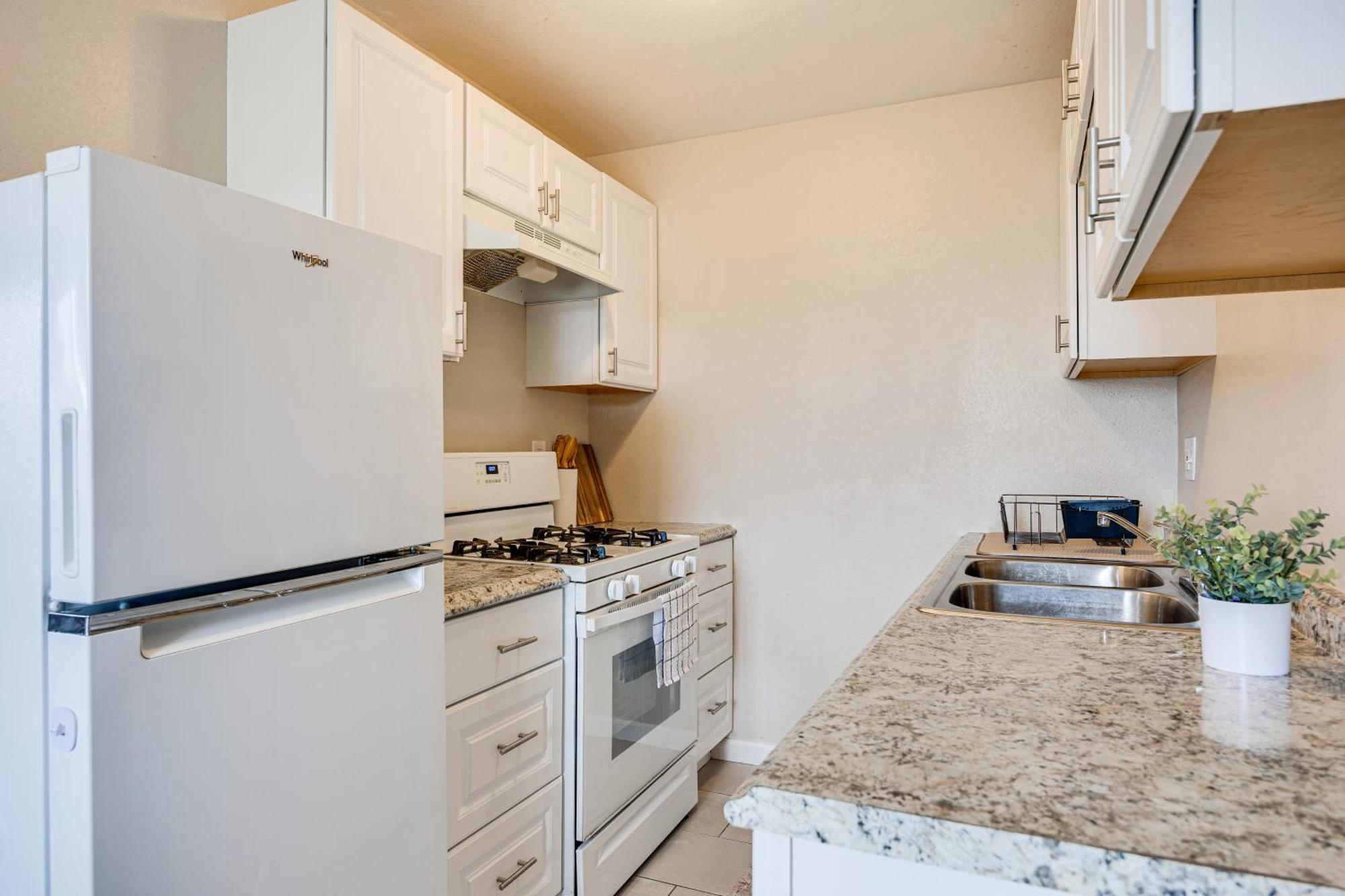 Convenient Joshua Tree Apartment - Walk To Town! Buitenkant foto